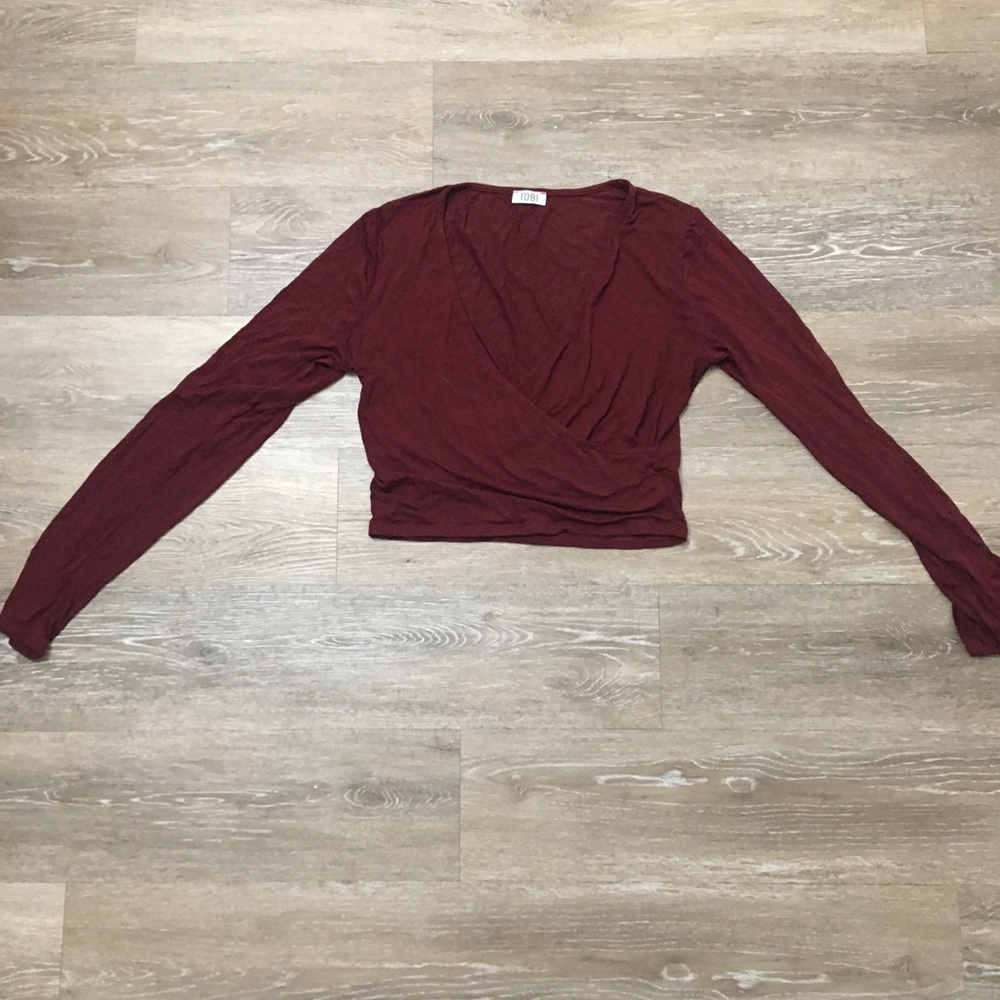 Cross front long sleeve crop top